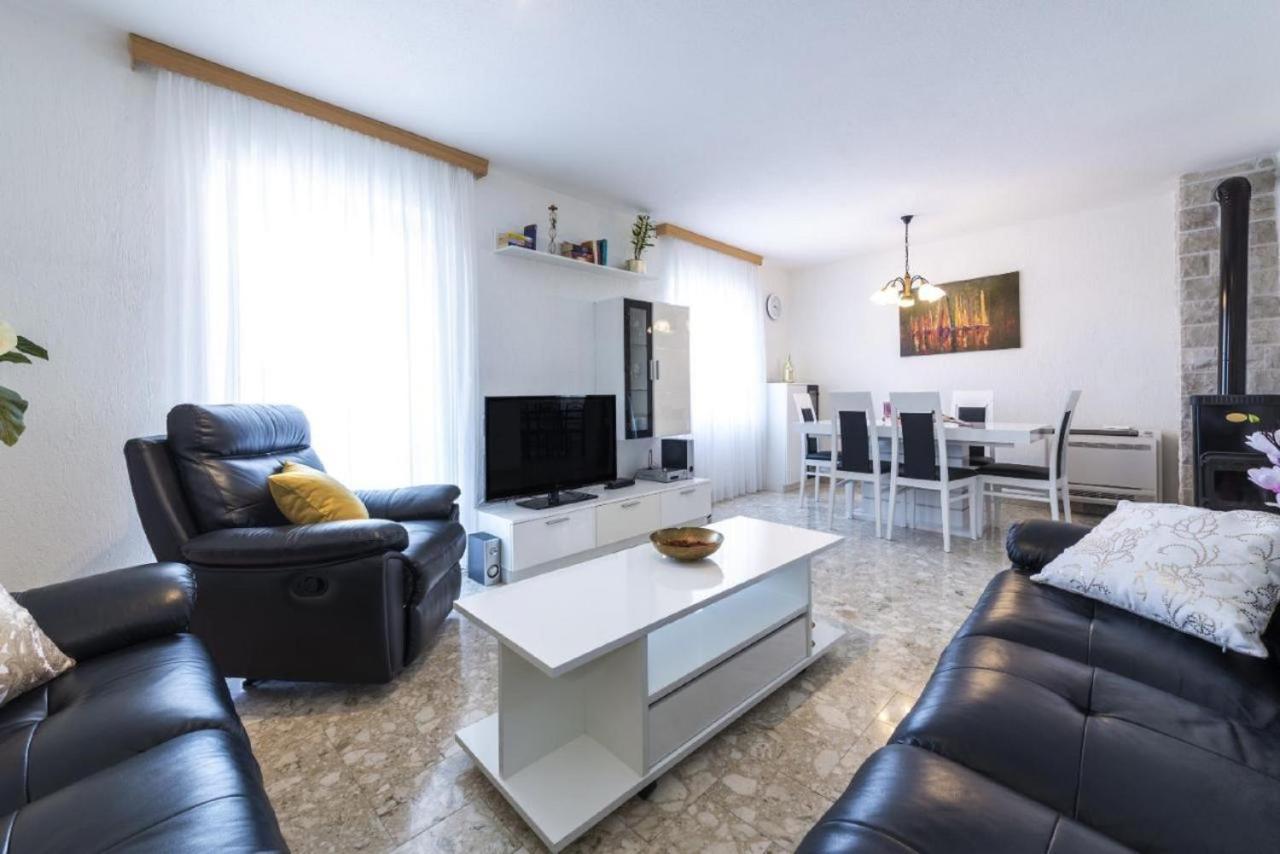 Holiday Home Swiss ซัฟทัท ภายนอก รูปภาพ