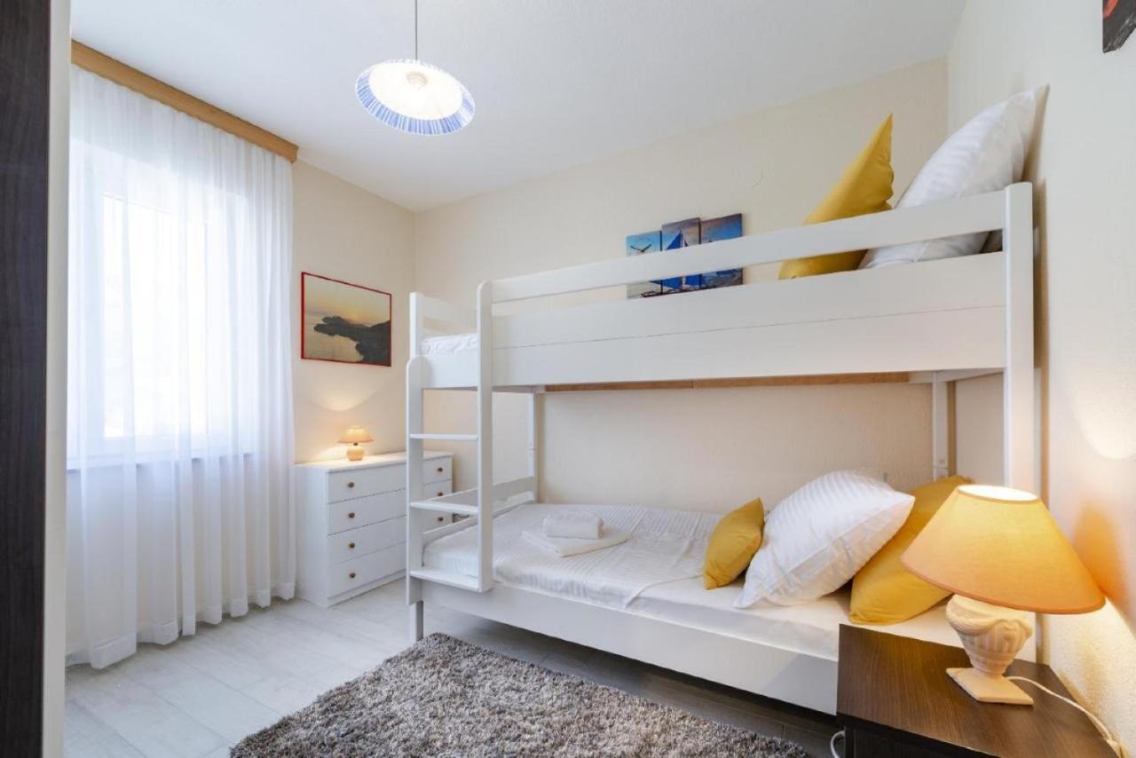 Holiday Home Swiss ซัฟทัท ภายนอก รูปภาพ