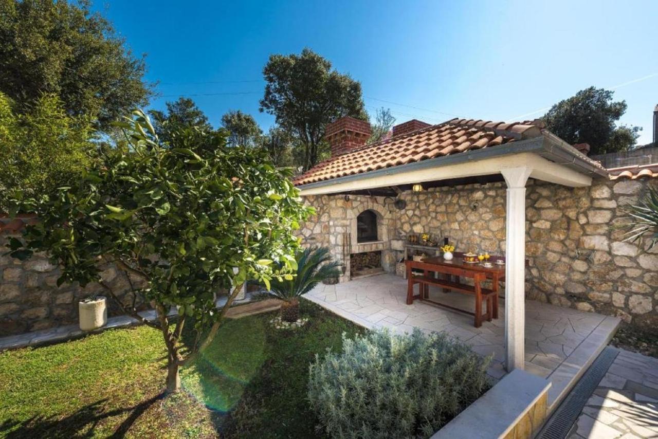 Holiday Home Swiss ซัฟทัท ภายนอก รูปภาพ
