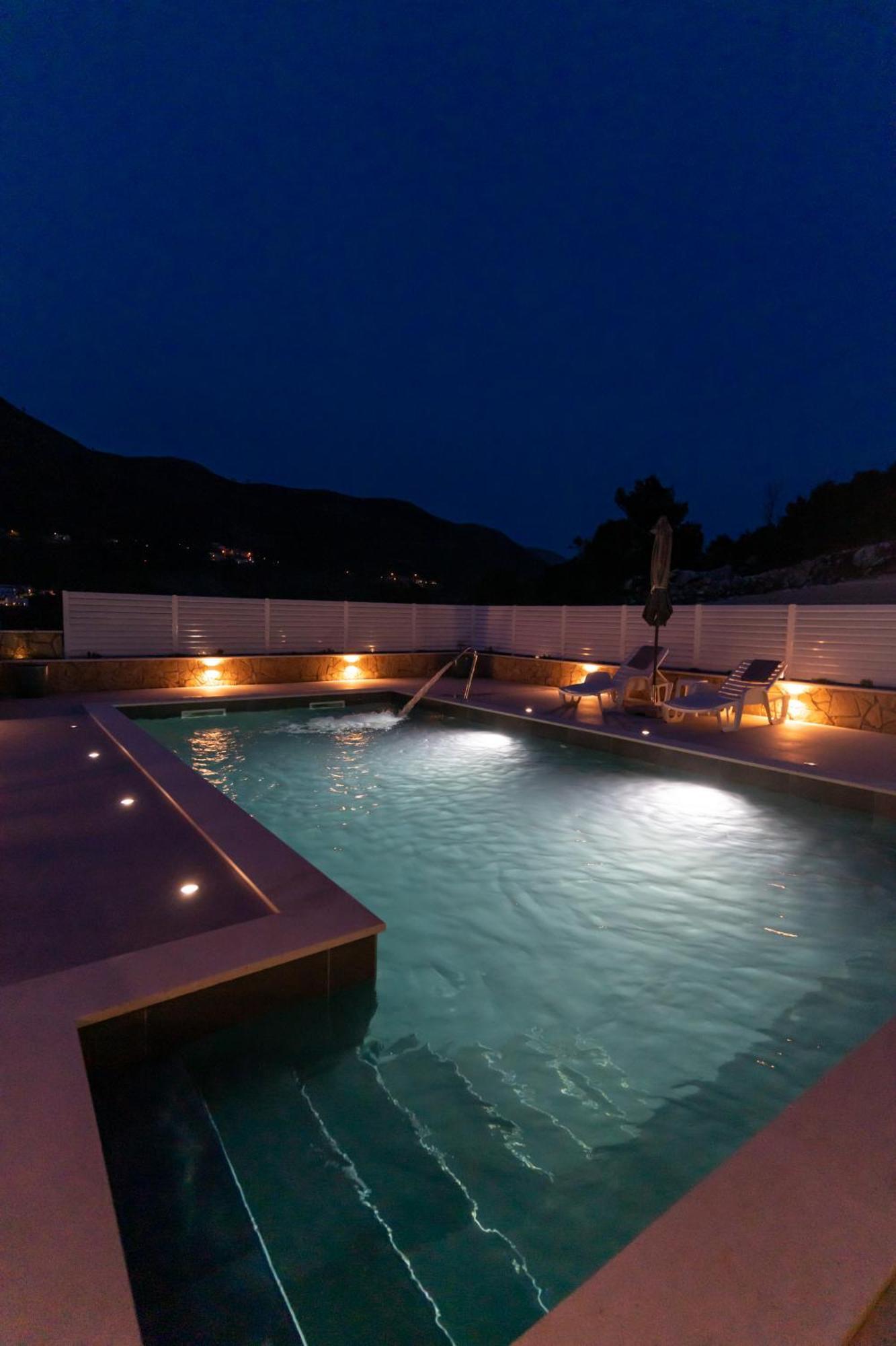 Holiday Home Swiss ซัฟทัท ภายนอก รูปภาพ